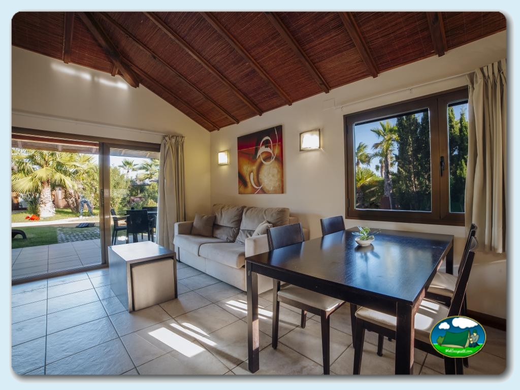 Camping Alannia Costa Blanca foto de Caba&ntilde;a Bali +