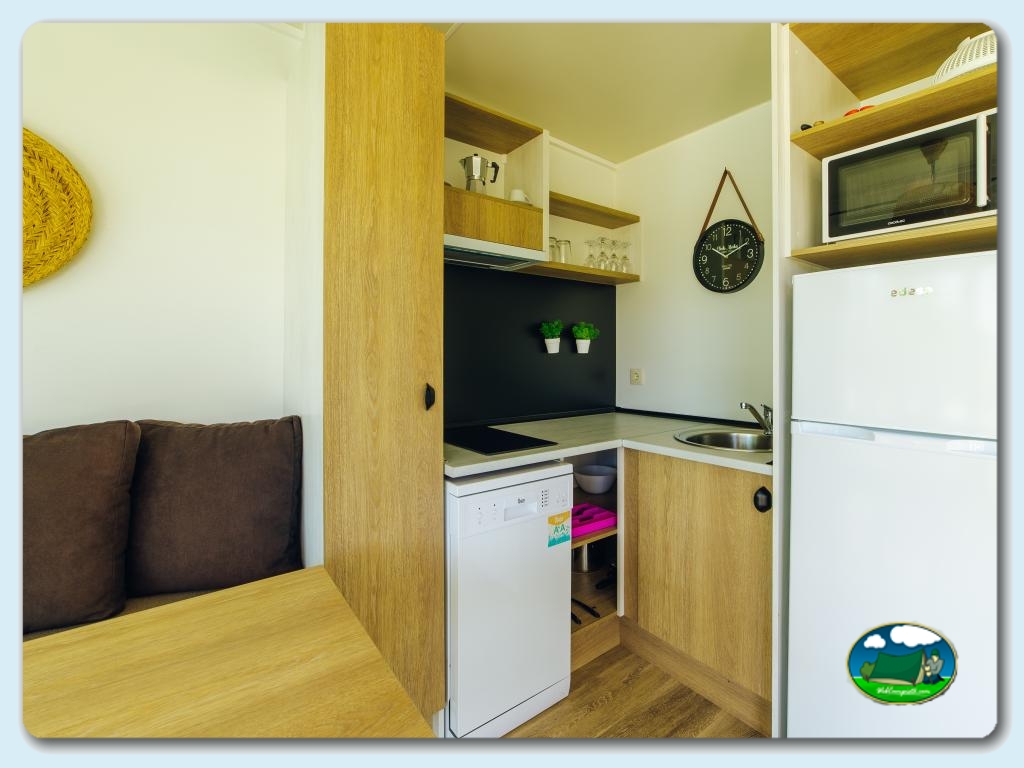 Camping Alannia Costa Blanca foto de Caba&ntilde;a Kai