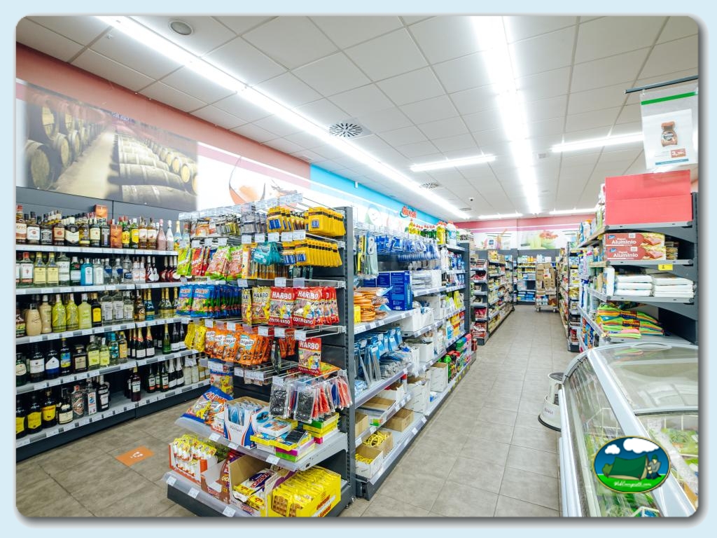 Camping Alannia Costa Blanca foto de Supermercado