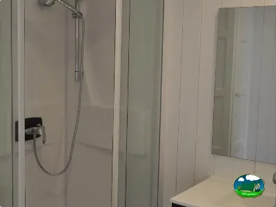 Aseos con ducha del Camping Lo Monte, Pilar de la Horadada (Alicante)