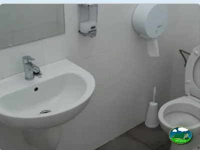 Aseos del Camping Lo Monte, Pilar de la Horadada (Alicante)
