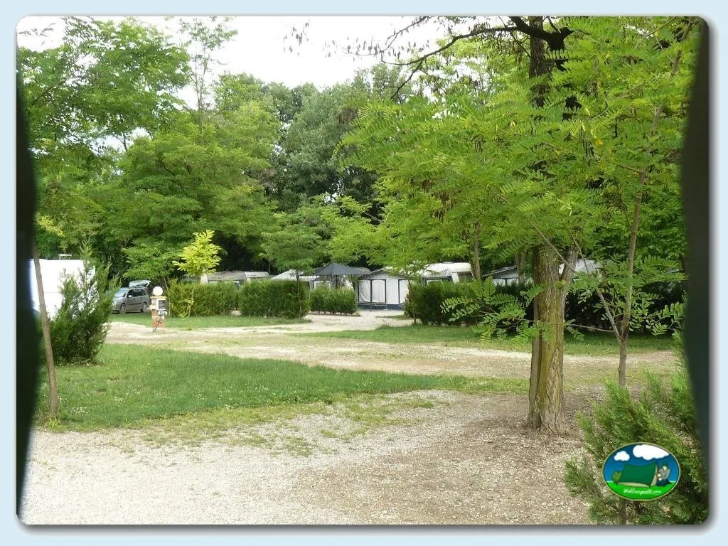 Camping Besalú