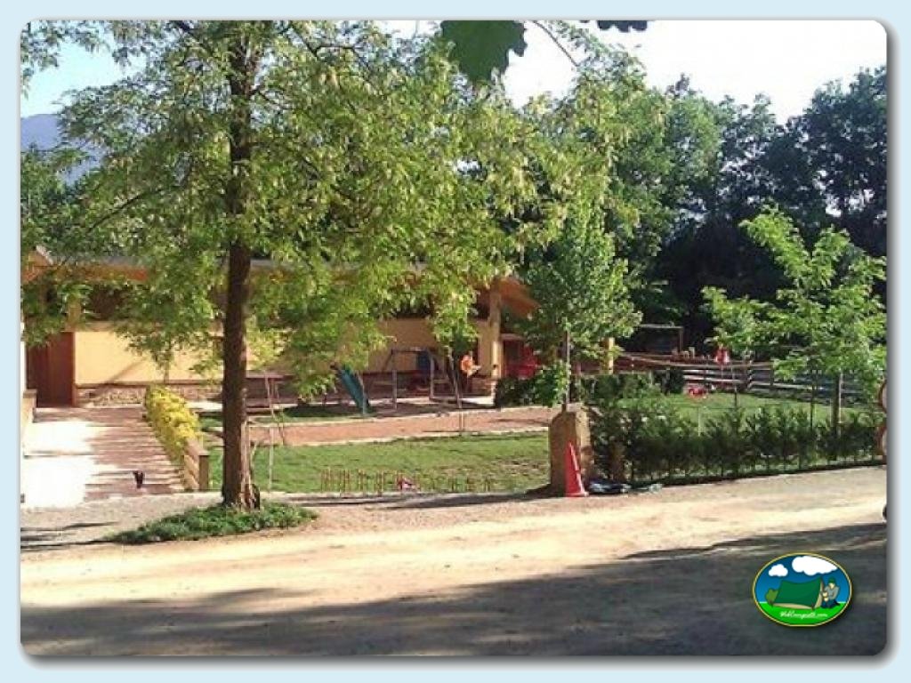 Camping Besalú foto de Zona de ocio