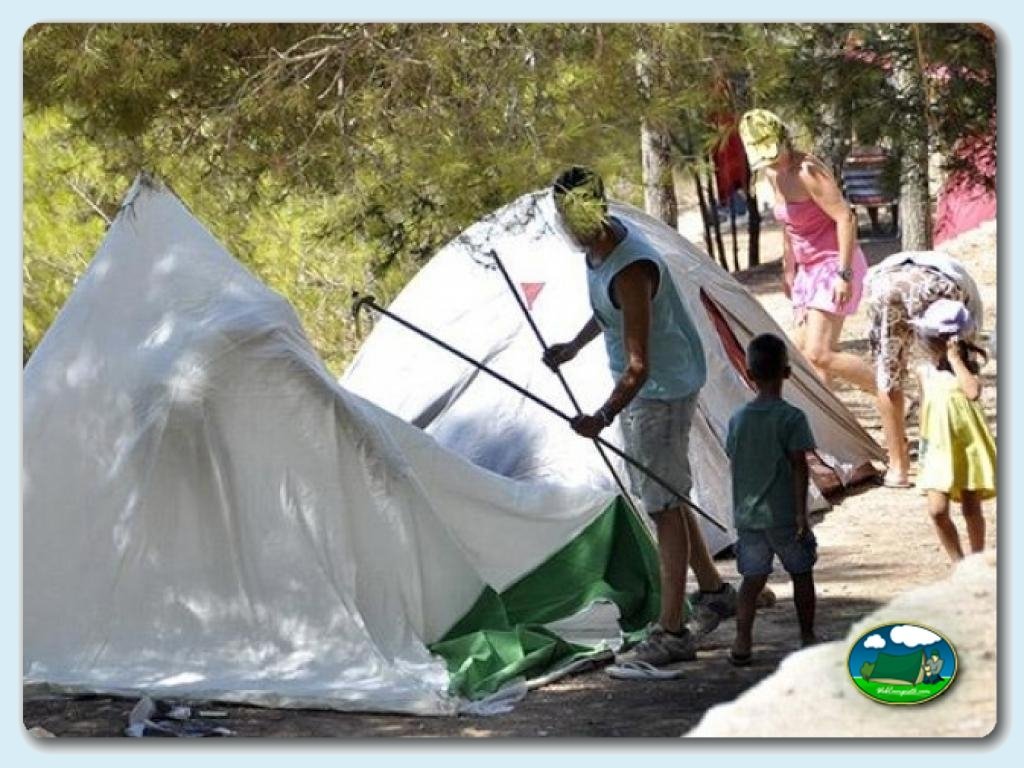 Camping Fonts de L'Algar foto de Acampada