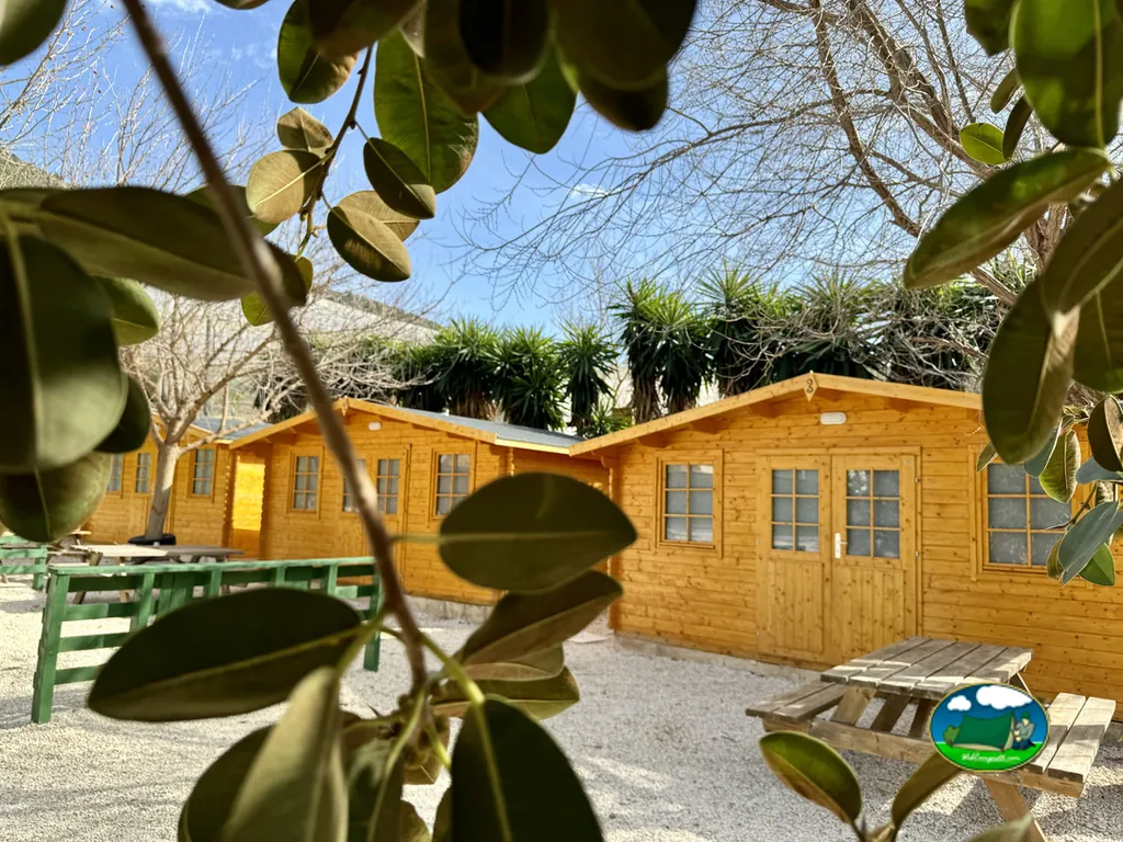 Camping Fonts de L'Algar en Callosa d'en Sarrià