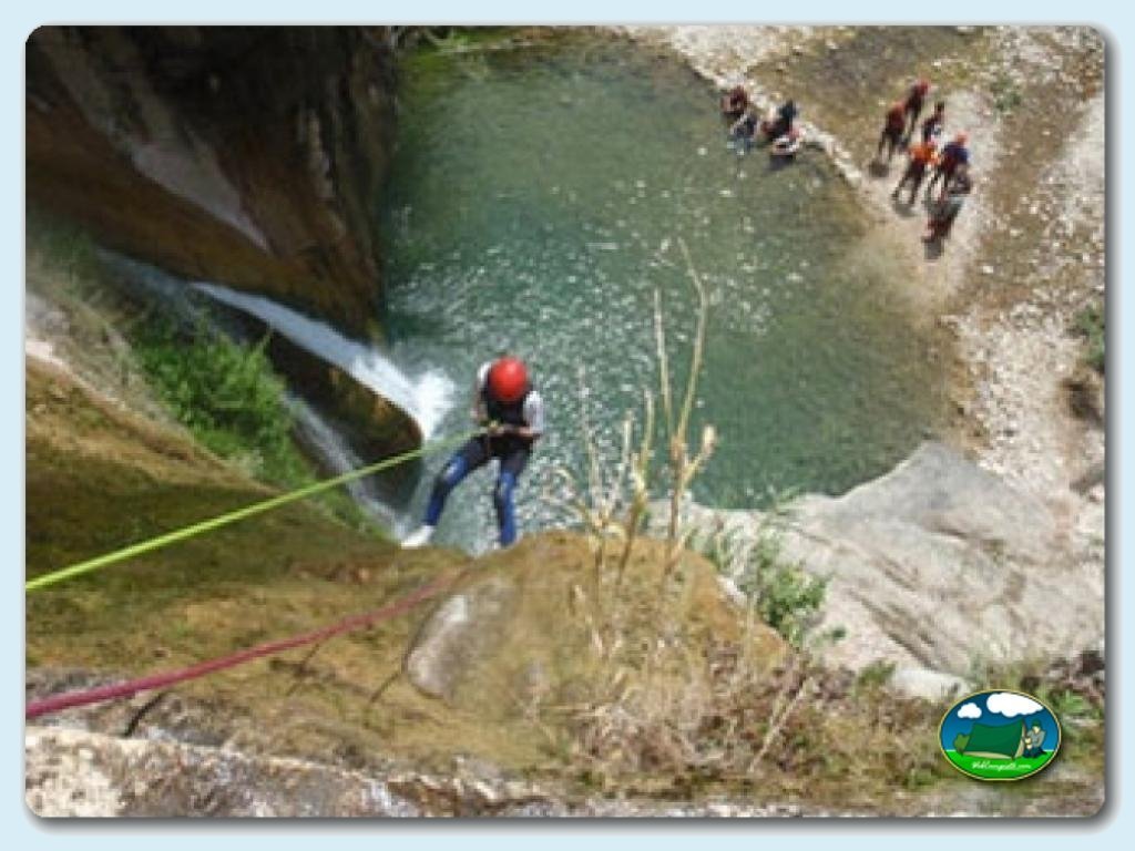 Camping Fonts de L'Algar foto de Barranquismo