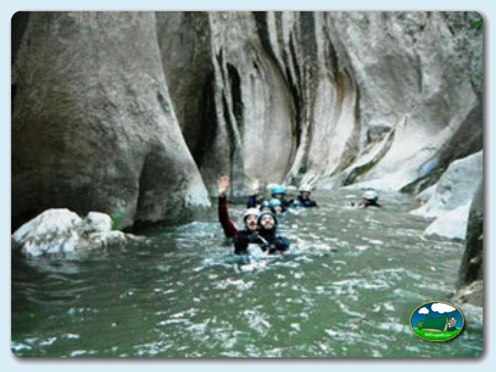 Camping Fonts de L'Algar foto de Barranquismo