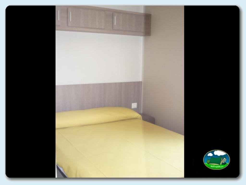 Bungalow Basusta en Camping Zumaia, Gipuzkoa, España