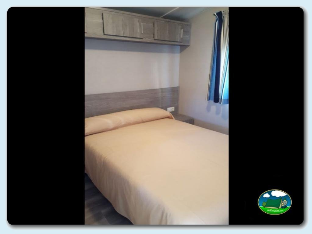 Bungalow getaria en Camping Zumaia, Gipuzkoa, España