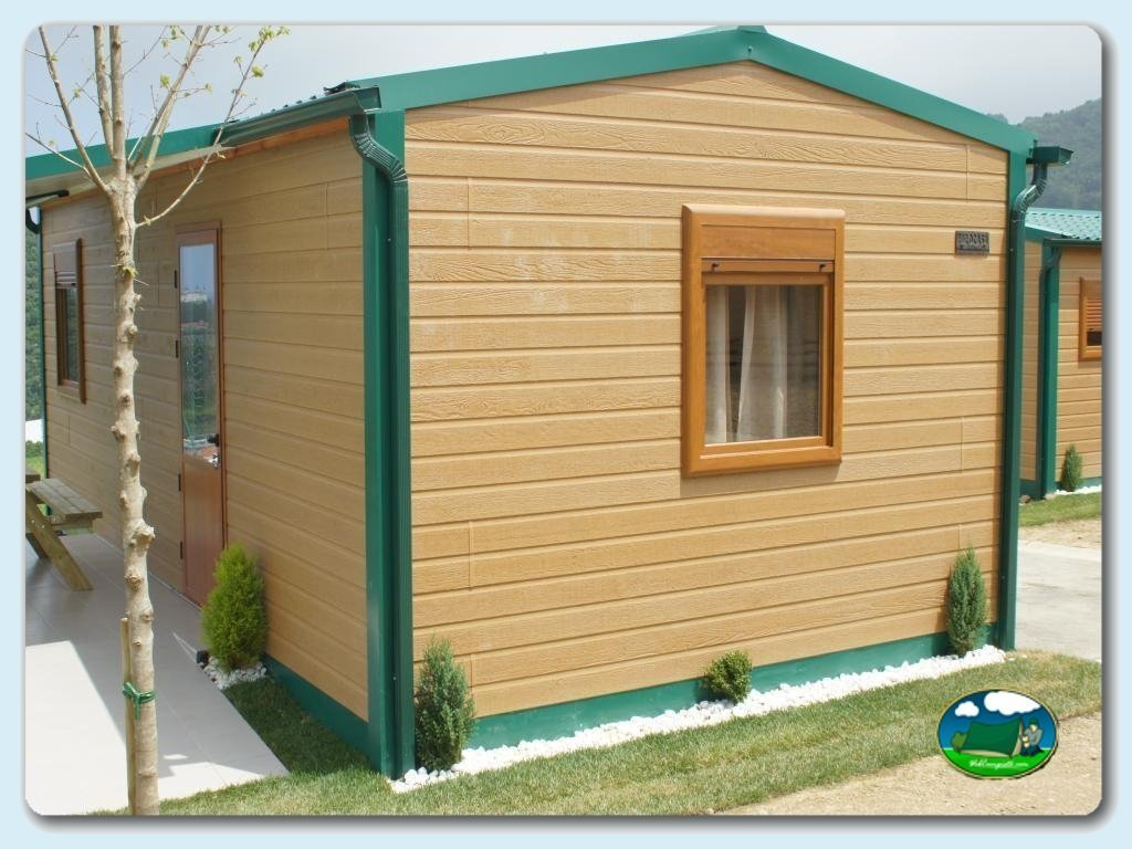 Bungalow Basusta en Camping Zumaia, Gipuzkoa, España