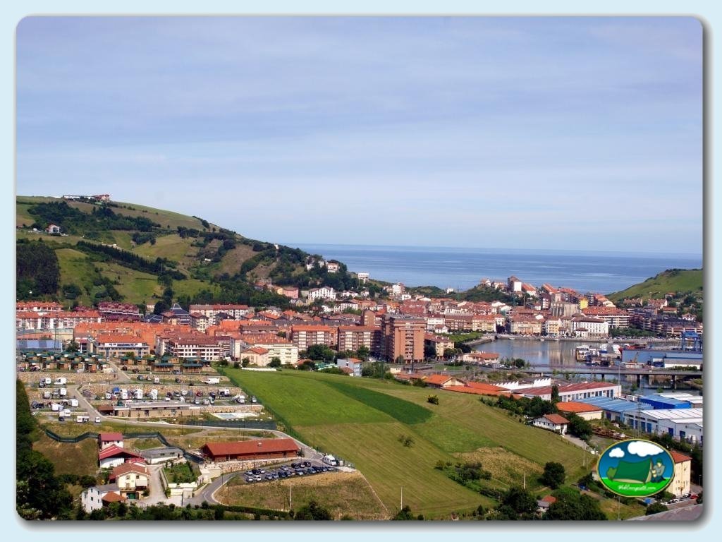 Vistas a&eacute;reas en Camping Zumaia, Gipuzkoa, España