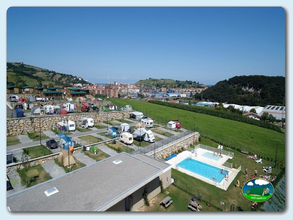Vistas a&eacute;reas en Camping Zumaia, Gipuzkoa, España