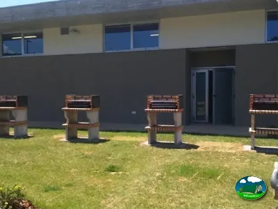 Aseos y servicios del recinto del Camping Zumaia, Zumaia (Gipuzkoa)