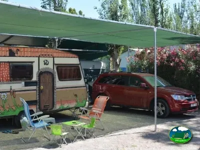 Mobil-home con toldo y parcela equipada del Camping Valencia El Saler, El Saler (Valencia)