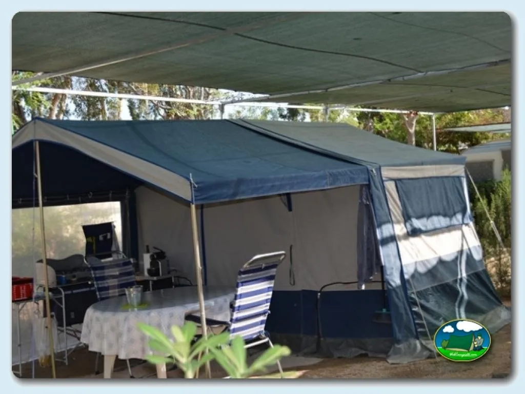 Mobil-home con terraza y toldo del Camping Valencia El Saler, El Saler (Valencia)