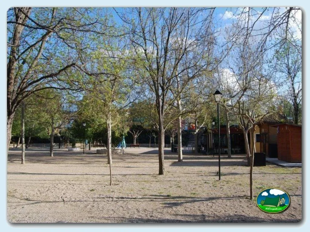 Camping Font de Sis en El Palomar, Valencia