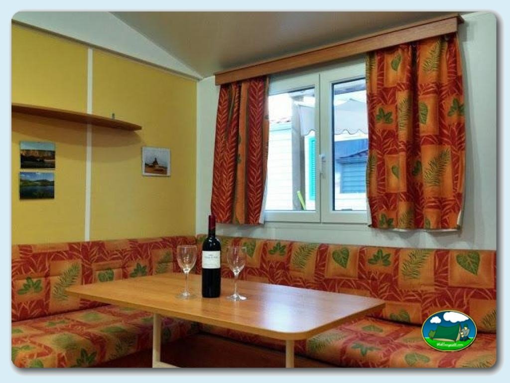 Mobil homes en Camping Bardenas, España