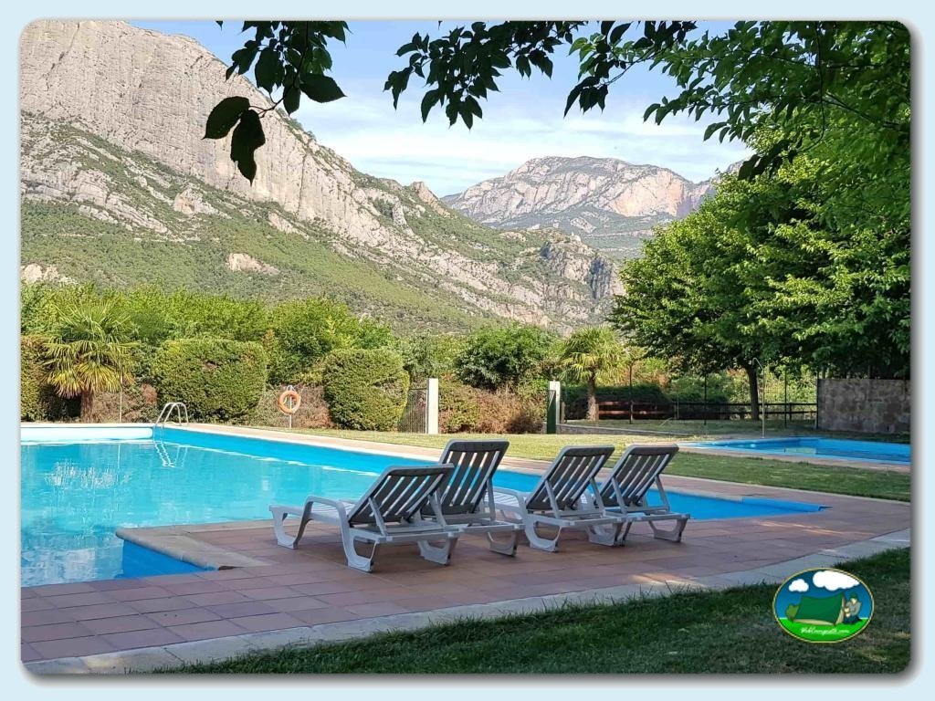 Camping Oliana en Oliana, Lleida
