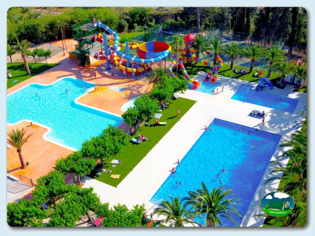 Camping Capfun Mirmanda en Cambrils - Vinyols i els Arcs