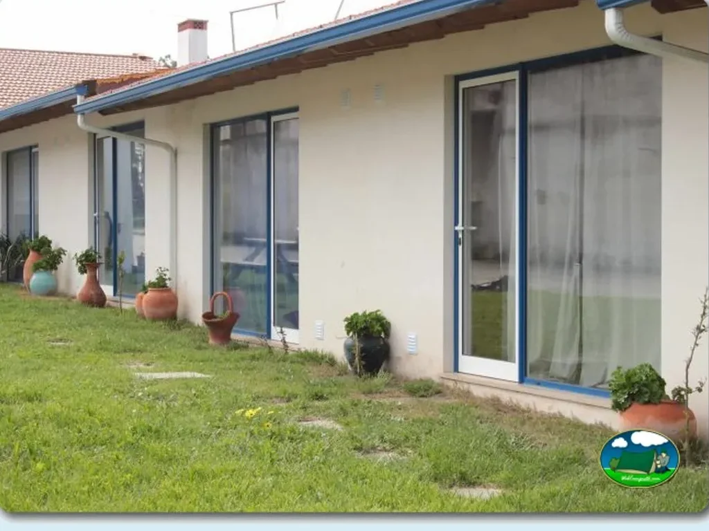 Bungalow con parcela y jardín del Camping Lands Hause Bungalows, Pataias (Leiria)
