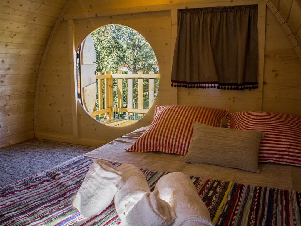Glamping interior con vistas a la naturaleza del Camping Oleiros, Oleiros (Castelo Branco)