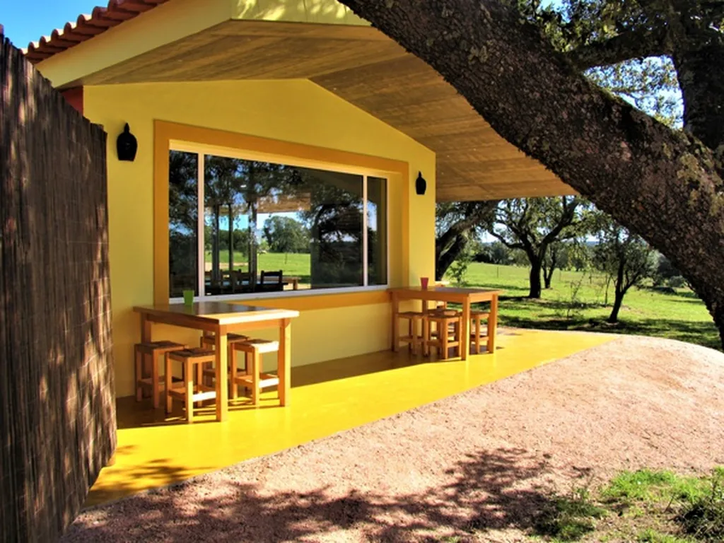 Bungalow con terraza y vistas a campo del Camping Puro Alentejo, Elvas (Portalegre)