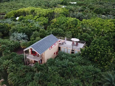 Glamping con terraza en la montaña del Camping Azul Singular, Horta (Açores)