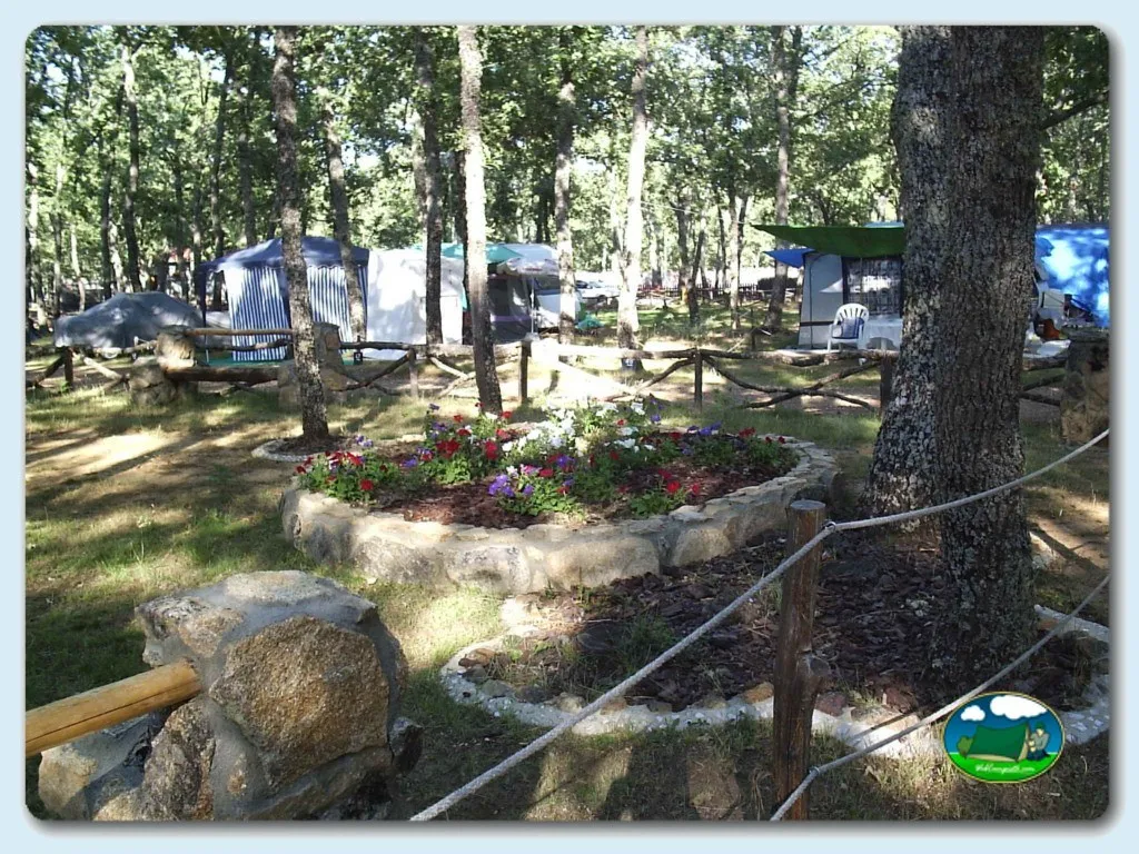 Camping Las Cavenes en El Cabaco, Salamanca - imagen 5