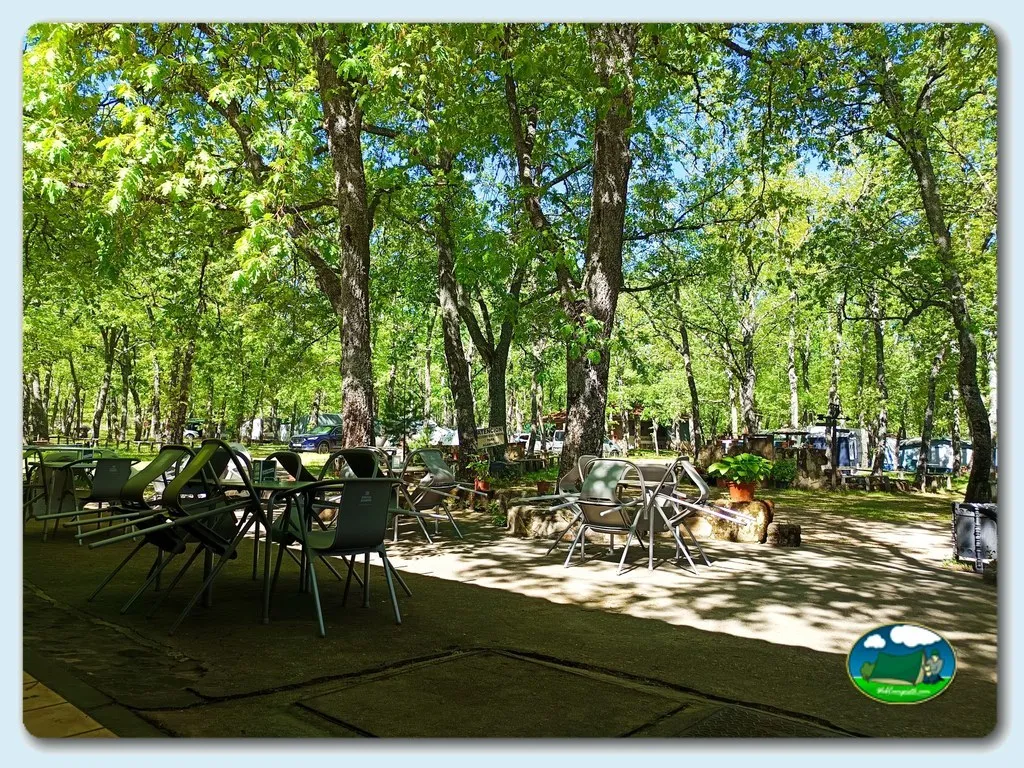 Camping Las Cavenes en El Cabaco, Salamanca - imagen 2