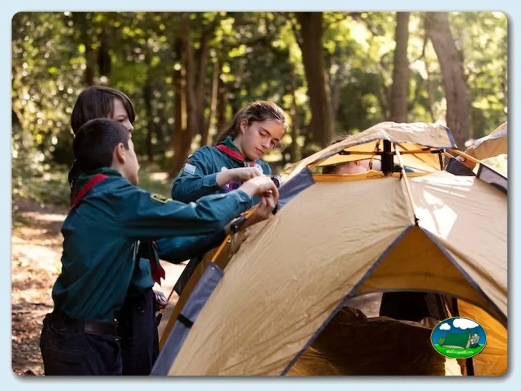 Camping La Pesquera en Ciudad Rodrigo, Salamanca - imagen 2