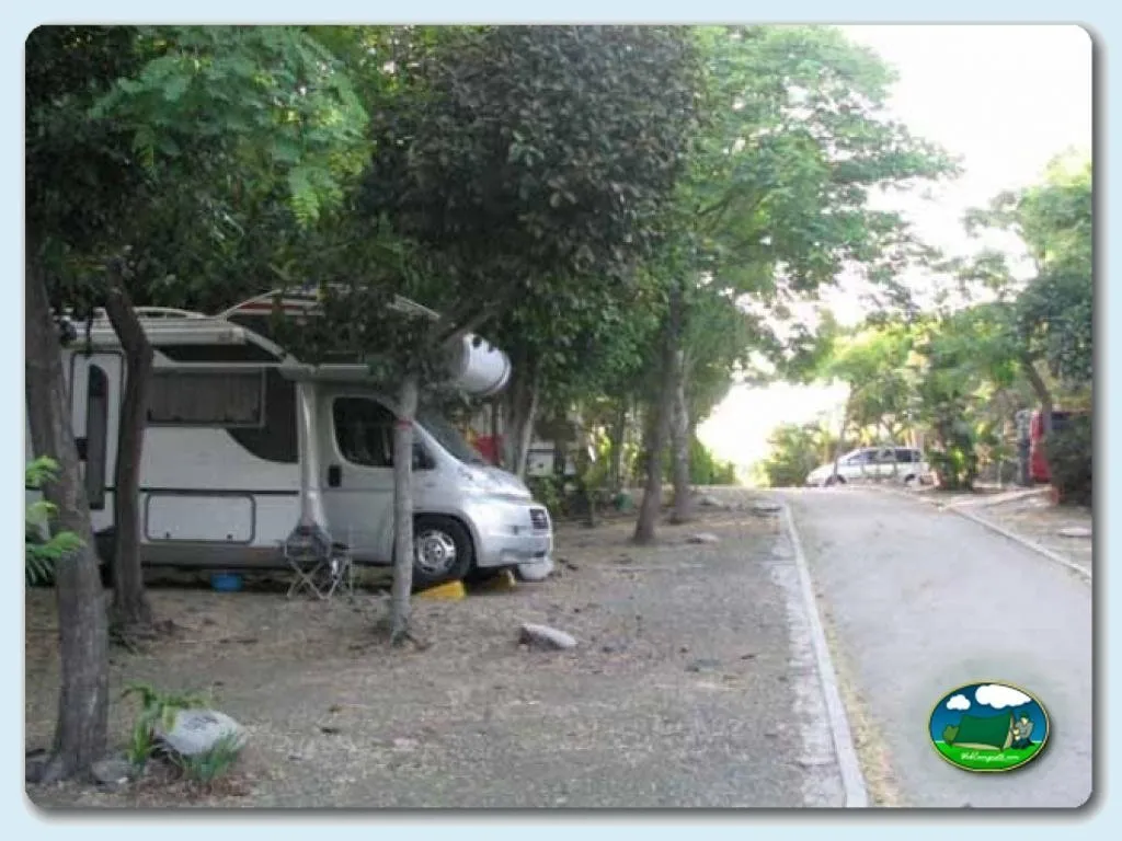 Camping Parque Tropical