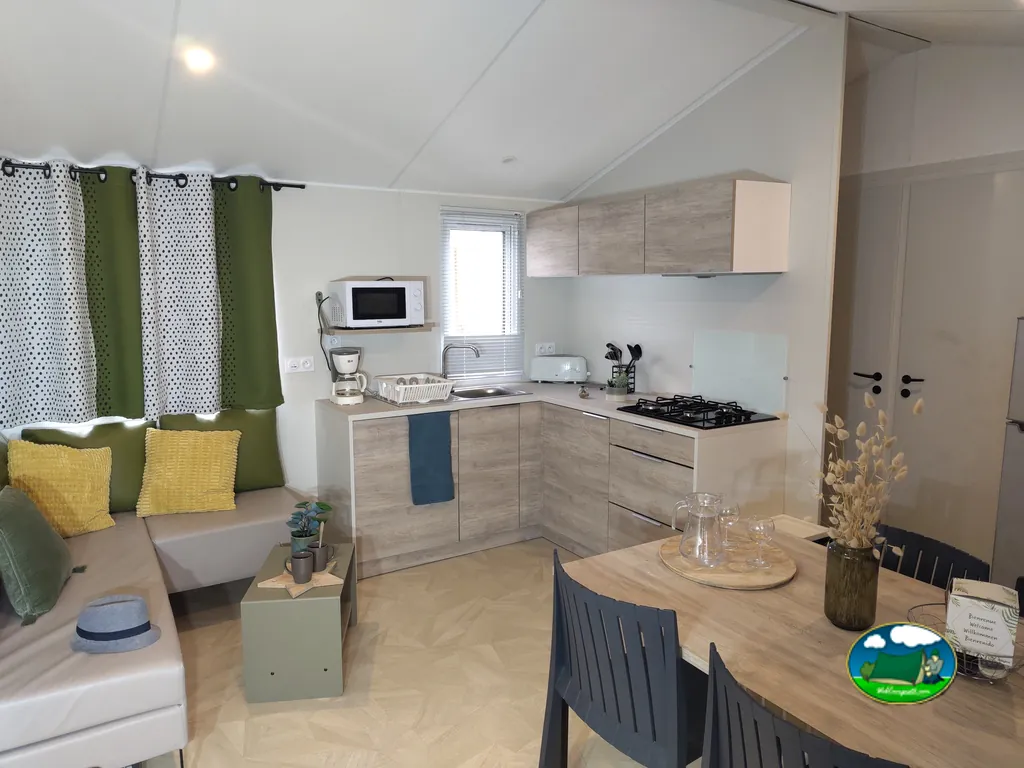 cocina y salón de bungalow