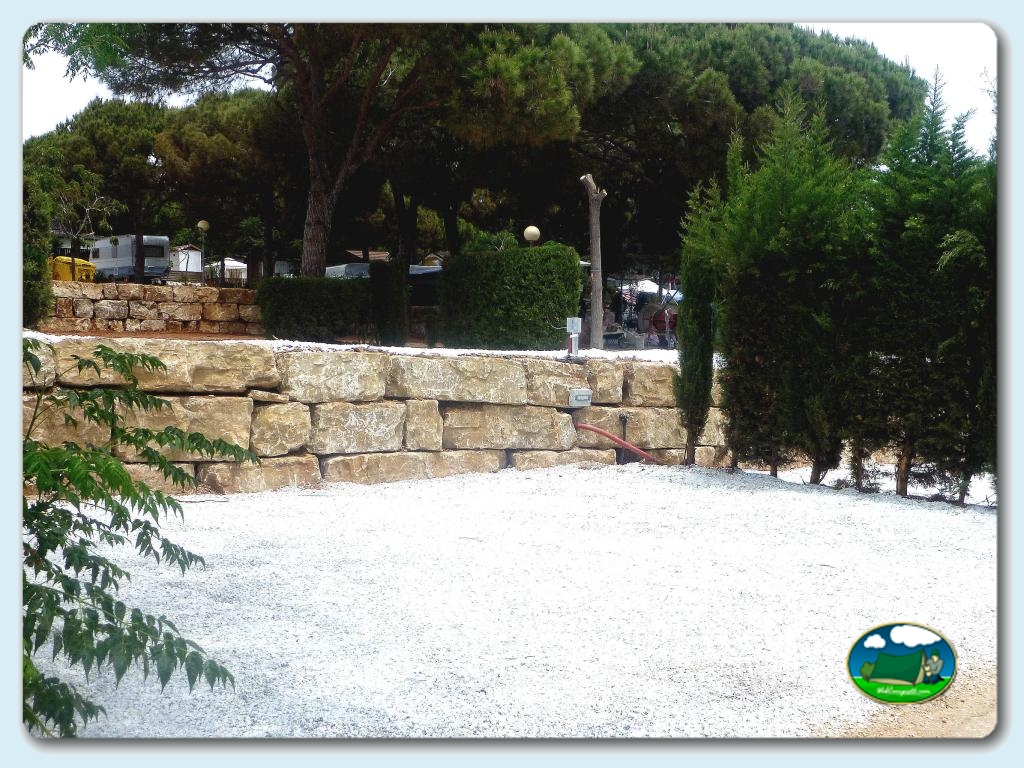 Camping Cabopino foto de PARCELAS DE SOMBRA O MEDIA SOMBRA