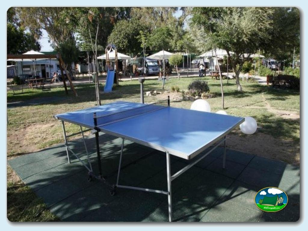 Instalaciones Deportivas en Camping Valle Niza Playa, Málaga, España