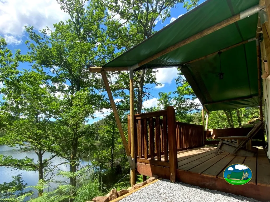 Glamping junto al lago