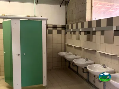 Aseos con lavabos