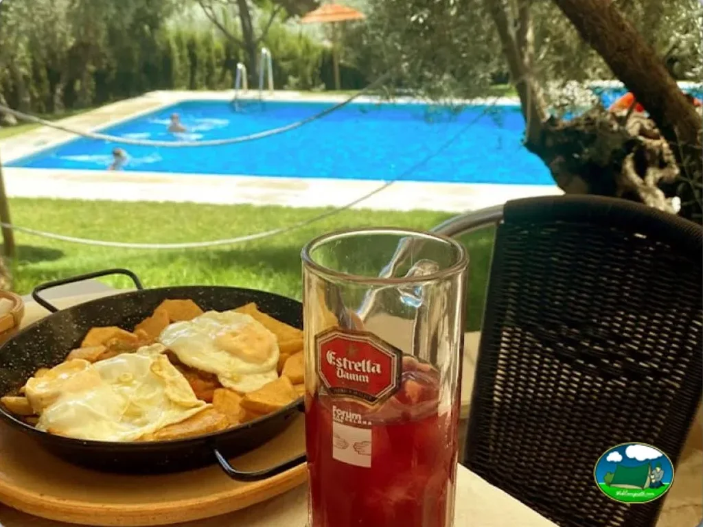 Camping La Isla en Rute, Córdoba - imagen 5