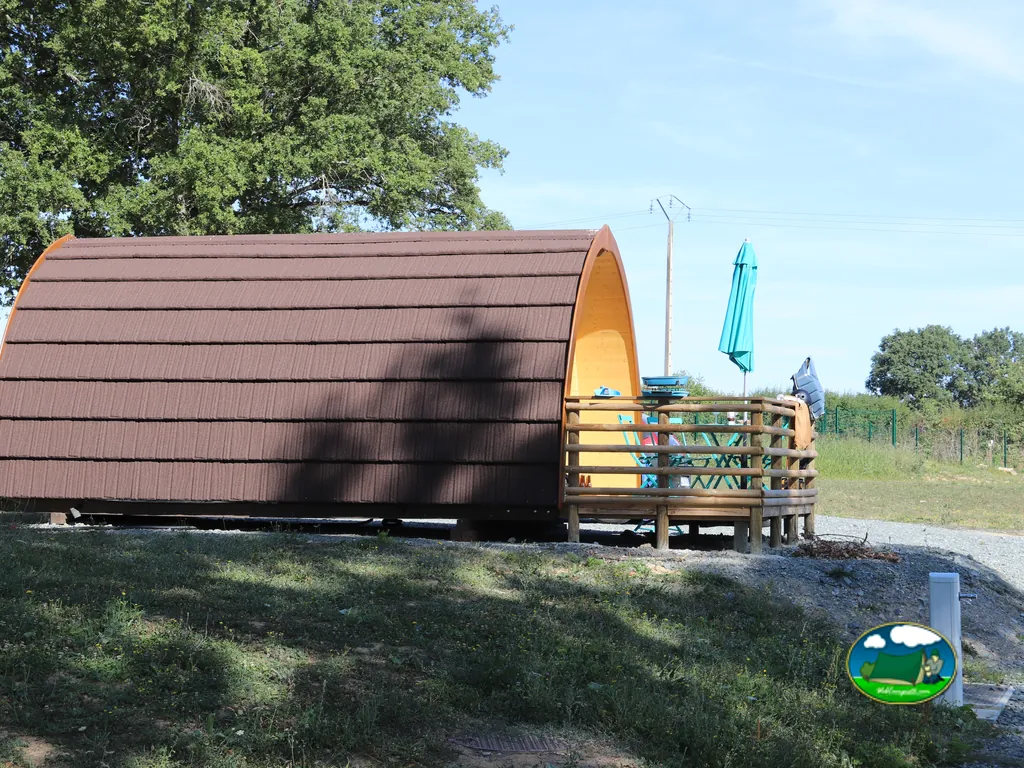 alojamiento glamping con terraza