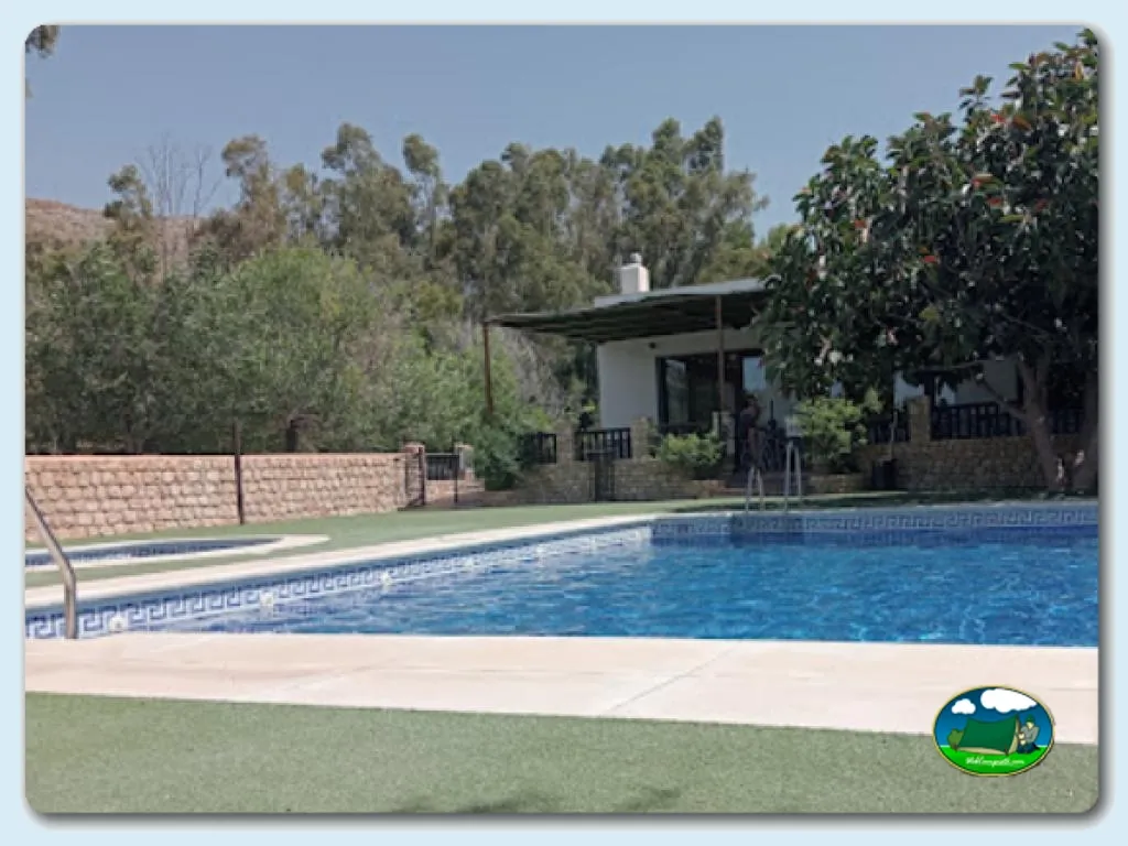 Camping Puerta de la Alpujarra en Orgiva, Granada