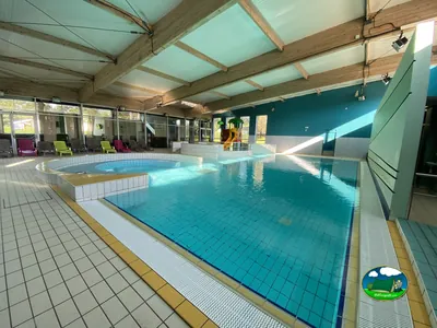 Piscina cubierta climatizada