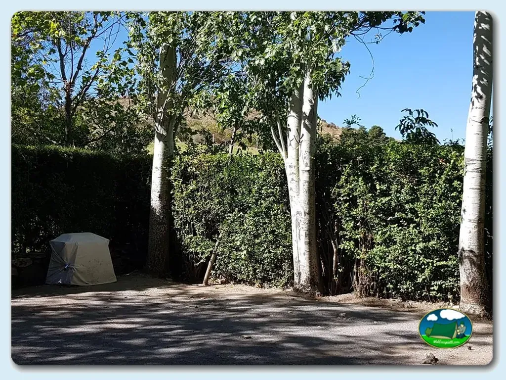 Camping Ruta del Purche en Monachil, Granada - imagen 3