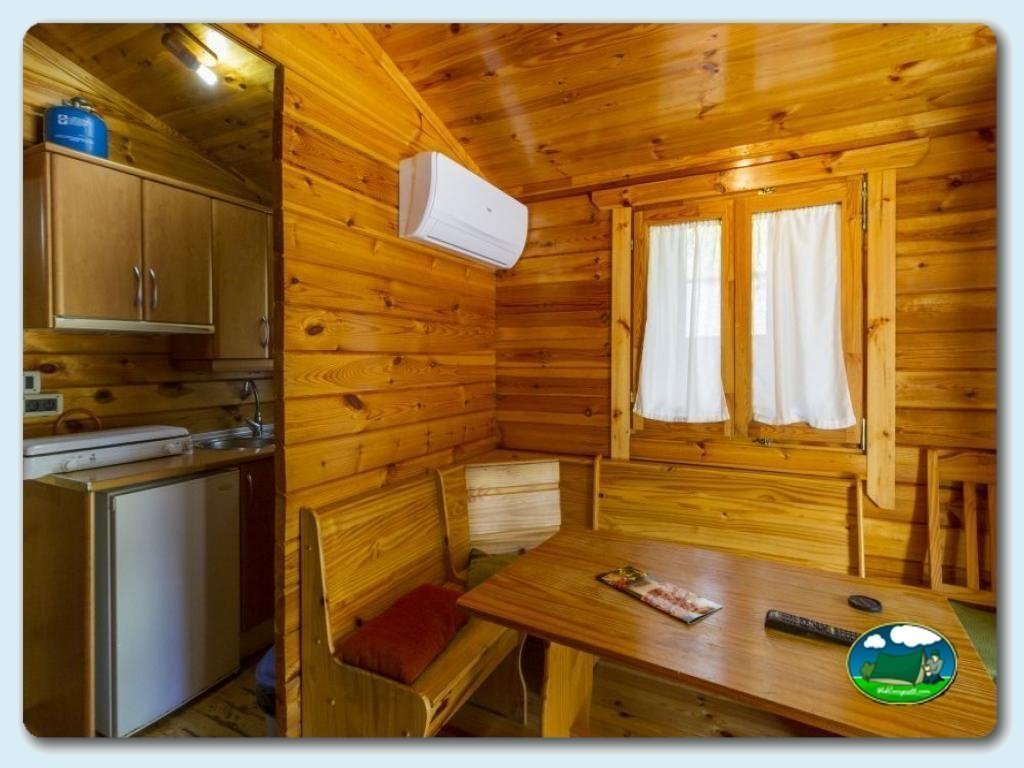 Camping Las Lomas foto de Bungalow Generalife, 4 plazas&nbsp;