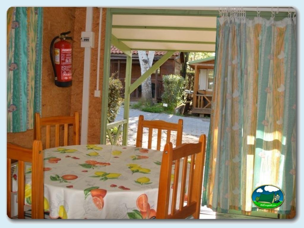 Camping Las Lomas foto de Bungalow Veleta, 2/4 plazas&nbsp;