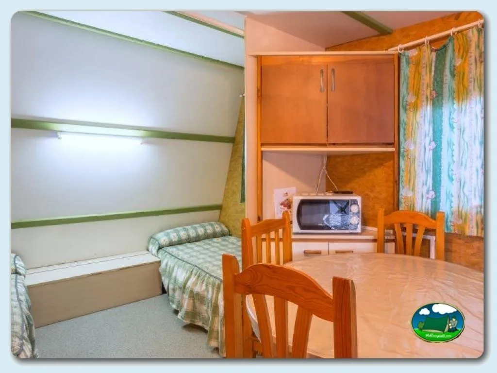 Foto de Camping Las Lomas, Granada, Andalucía, España - imagen 15