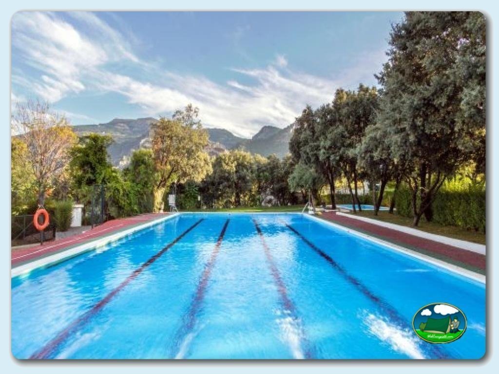 Camping Las Lomas foto de Piscina