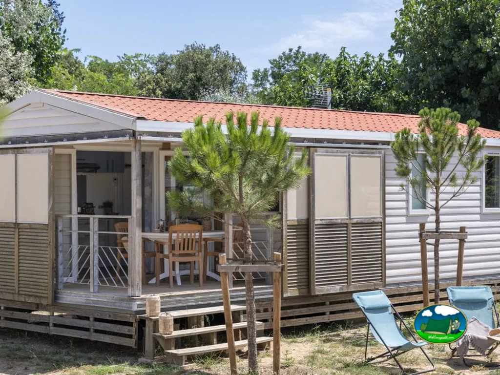 casa móvil con terraza