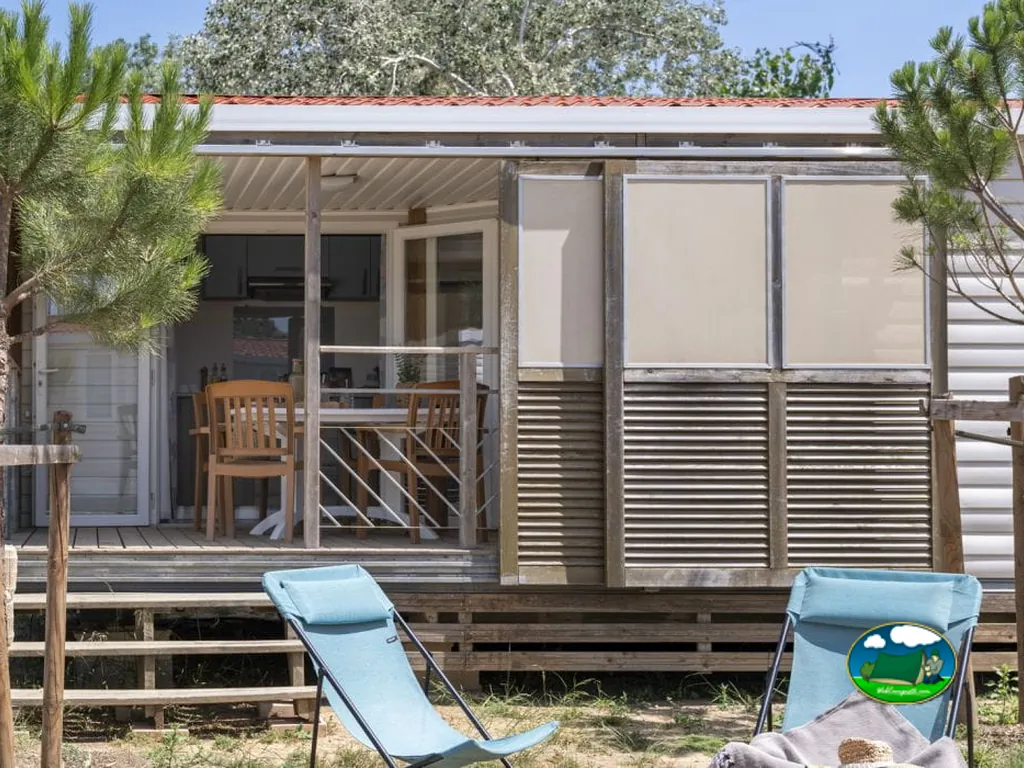 casa móvil con terraza