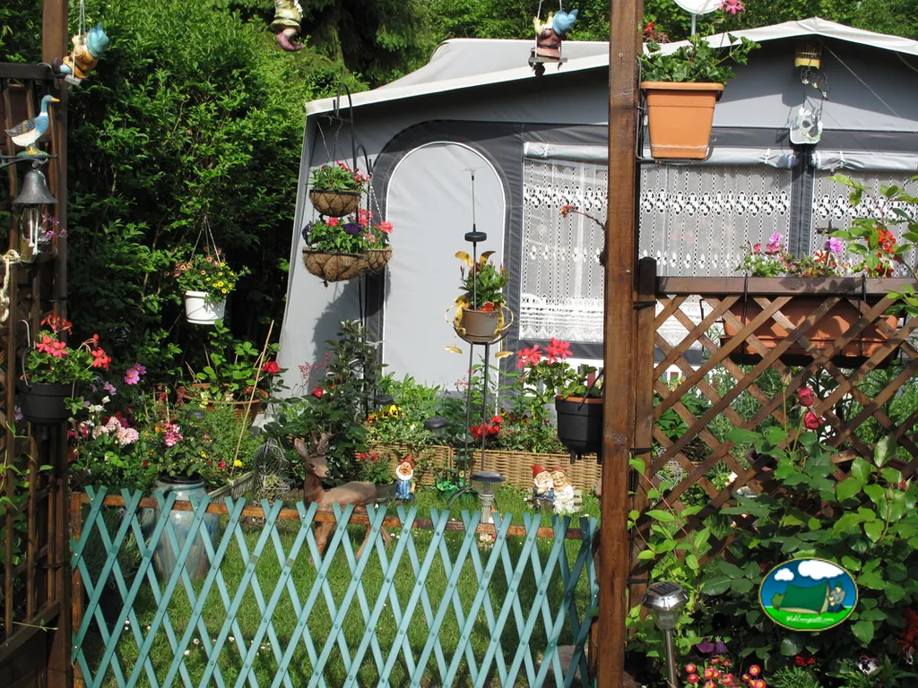 Glamping decorado con flores