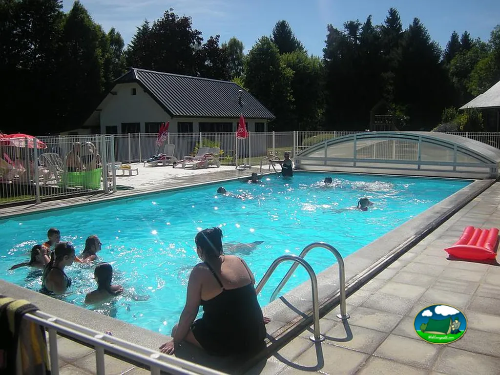 Piscina climatizada cubierta
