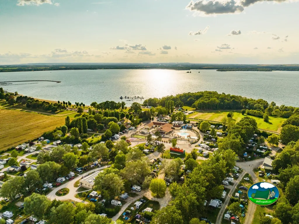 vista aérea junto al lago